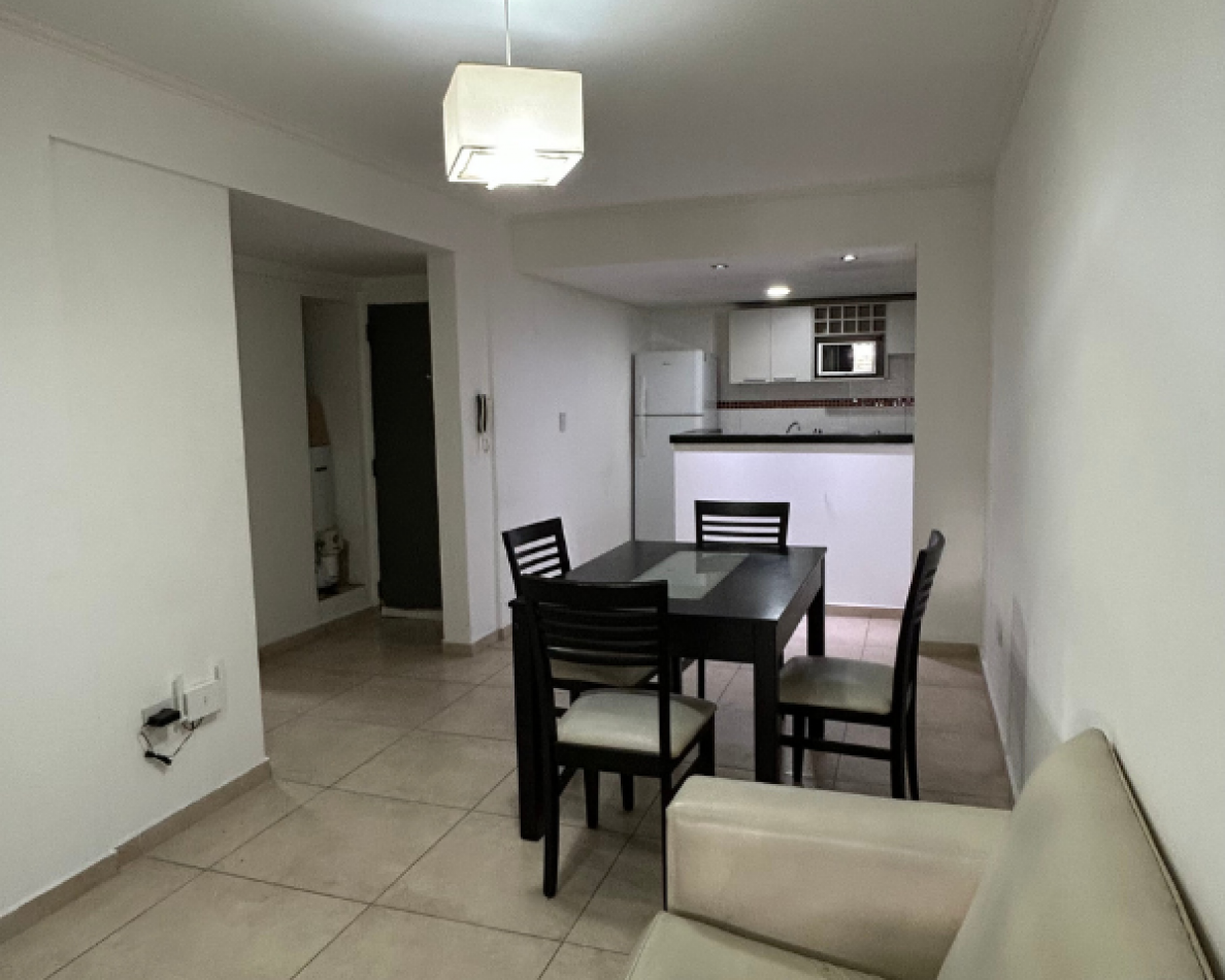 San Luis y Rodriguez - A metros del Sanatorio La Mujer y Bv. Oroño