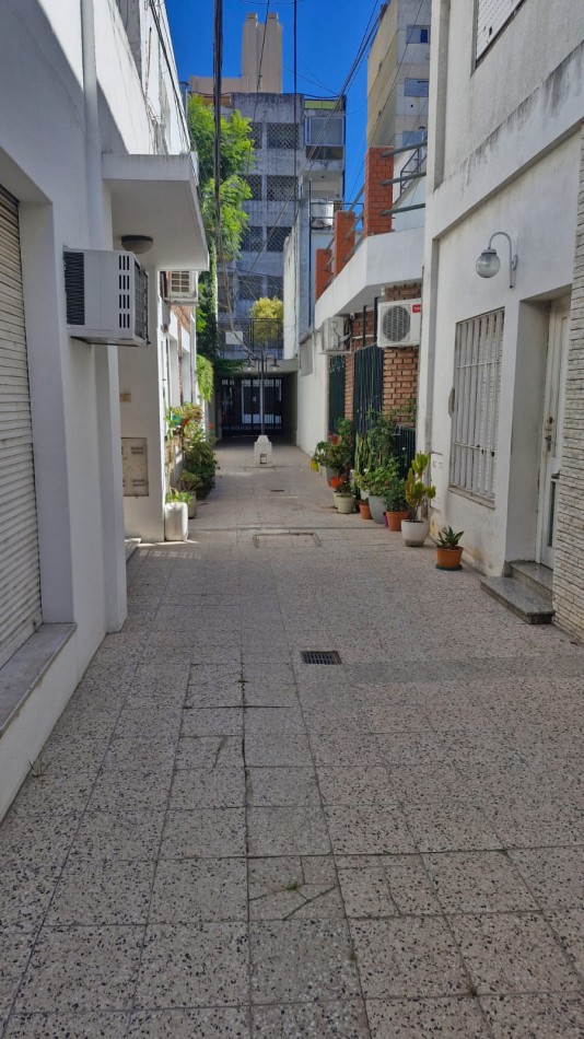 Zeballos e Italia - 1 Piso escalera