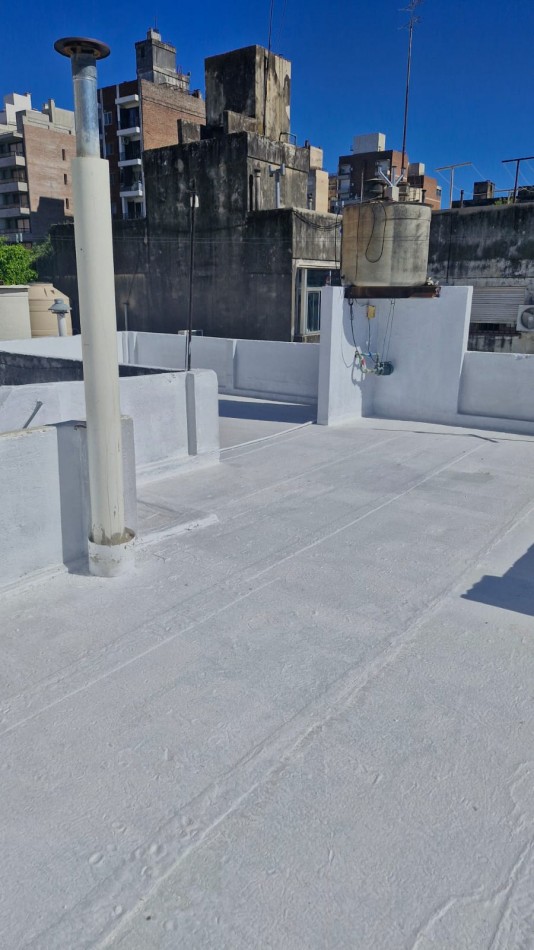 Zeballos e Italia - 1 Piso escalera