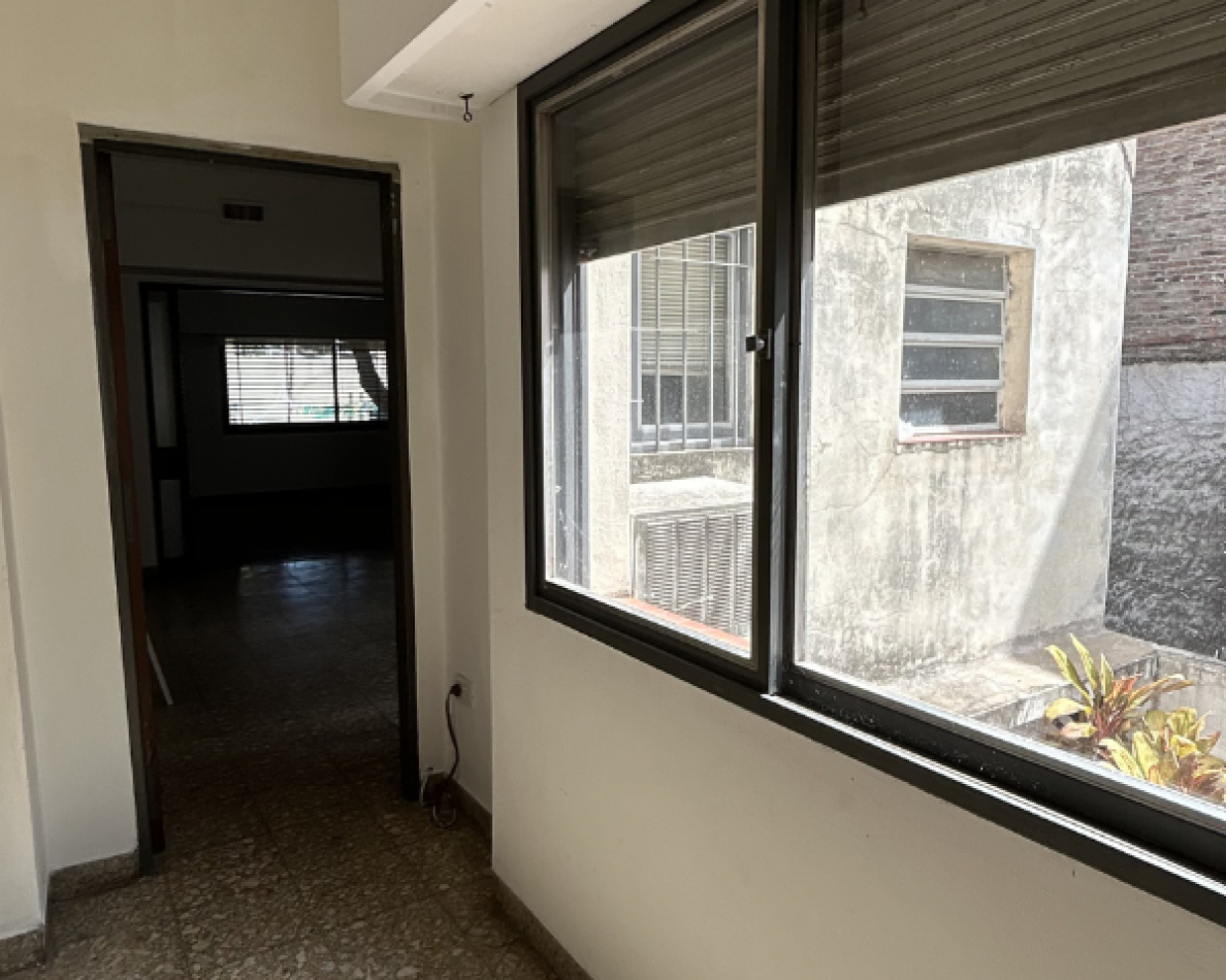 Casa en Planta Alta 3 Dorm. Cochera y Terraza Exclusiva - Apta Credito. Ricchieri y San Lorenzo