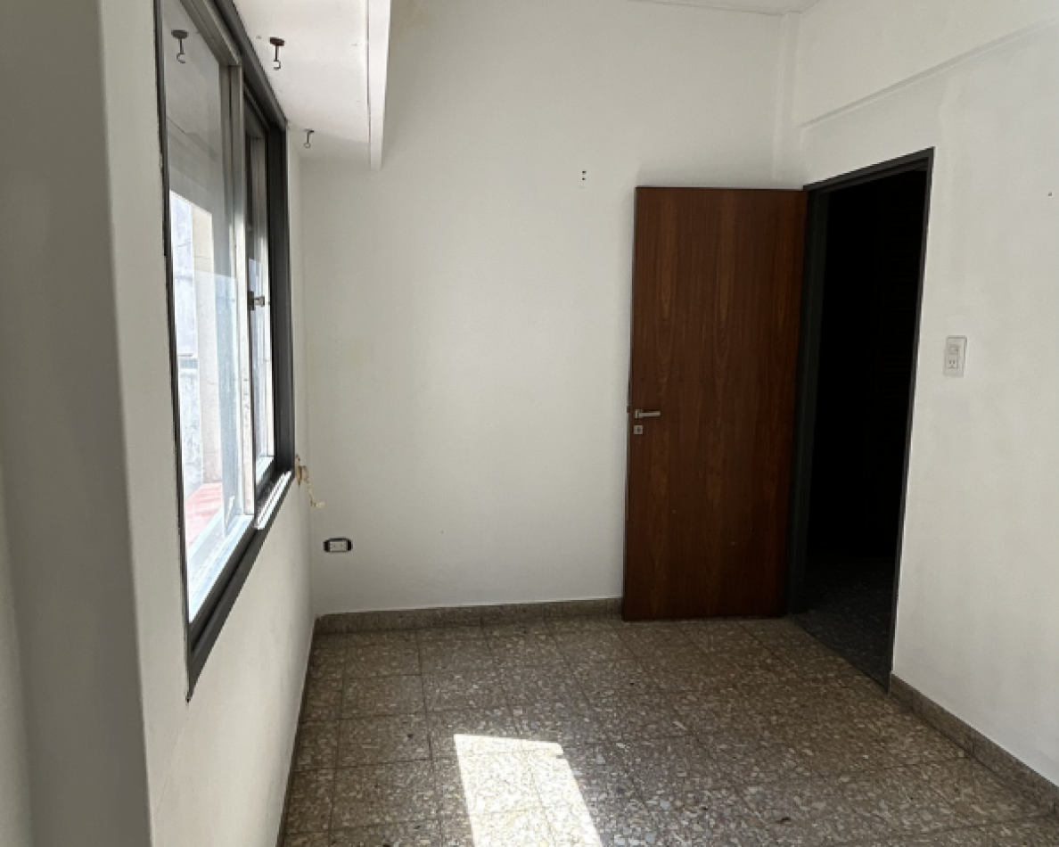 Casa en Planta Alta 3 Dorm. Cochera y Terraza Exclusiva - Apta Credito. Ricchieri y San Lorenzo