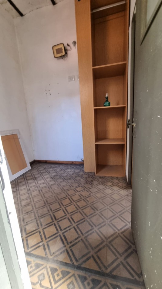 Juan Manuel de Rosas 1100 - Pasillo NO ph