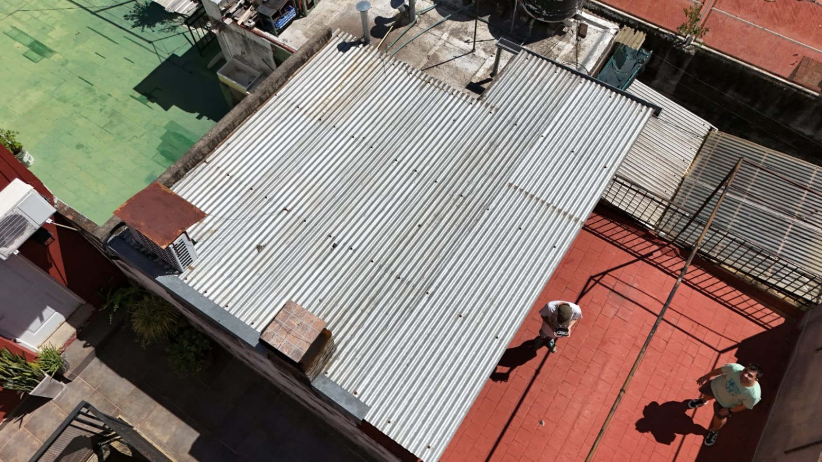 Juan Manuel de Rosas 1100 - Pasillo NO ph