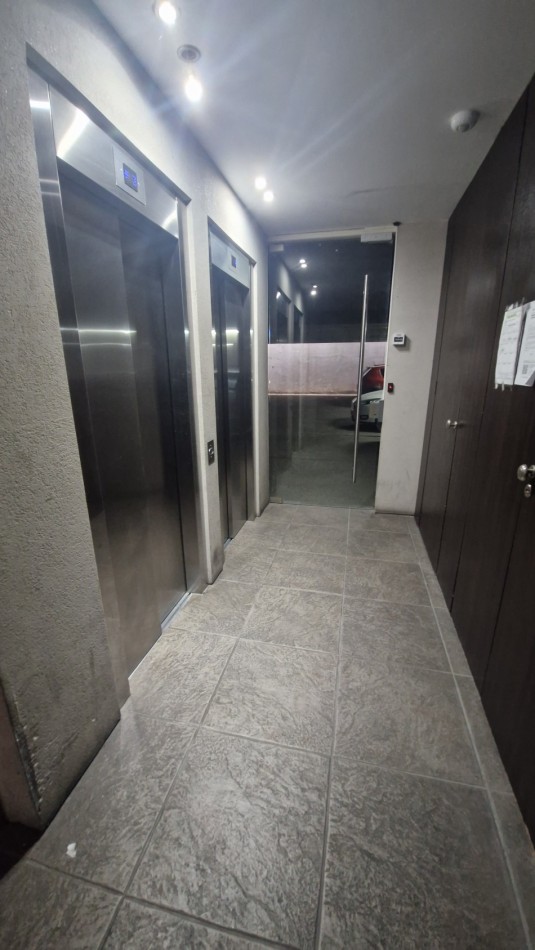 Alquiler Monoambiente Al Frente con Balcon. Maipu 980