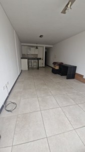 Alquiler Monoambiente Al Frente con Balcon. Maipu 980