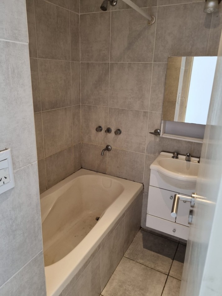 ALQUILER SEMIPISO 1 DORMITORIO, CALLAO 1518, ROSARIO