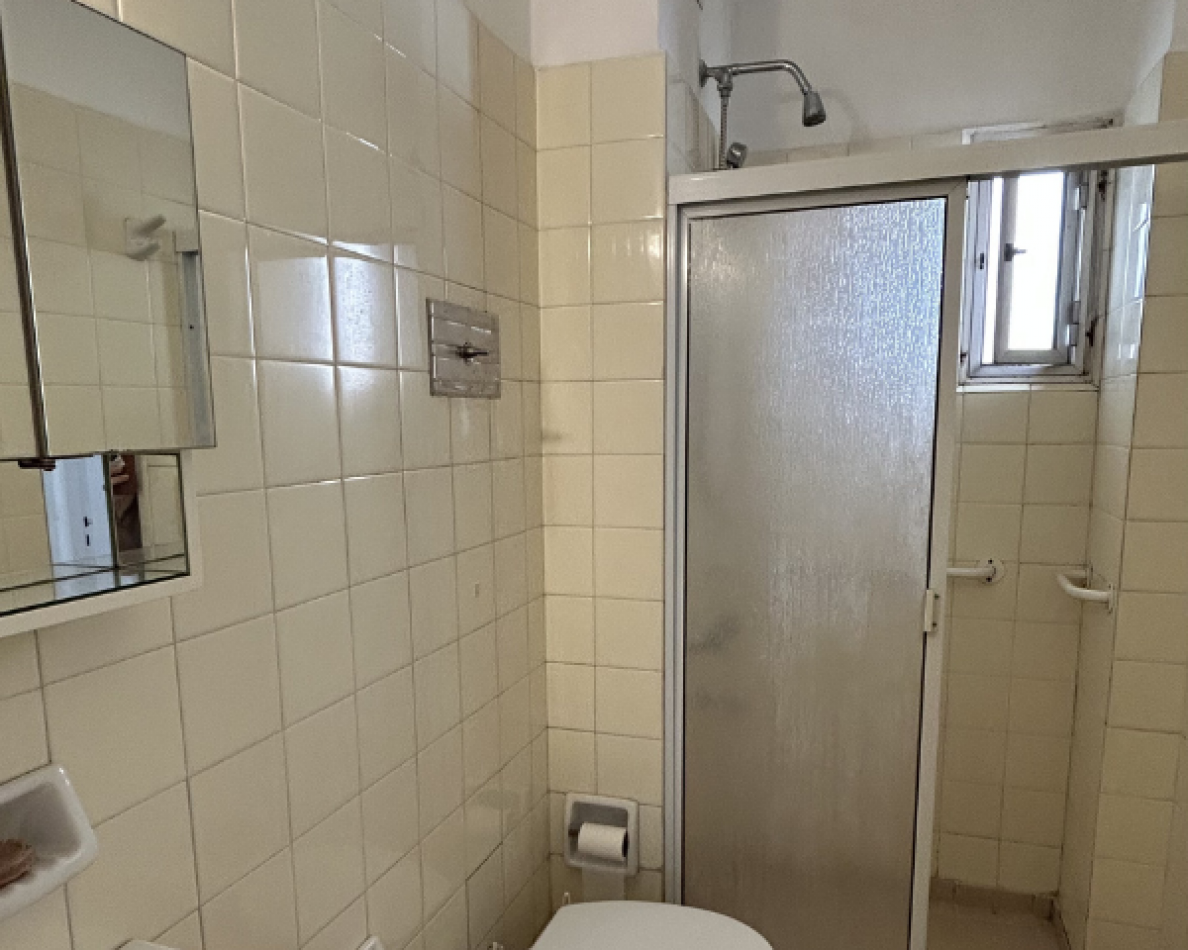 Alquiler 2 Dormitorios Contrafrente S/balcon 02-04 - Cordoba Y Bv. Oroño, Rosario