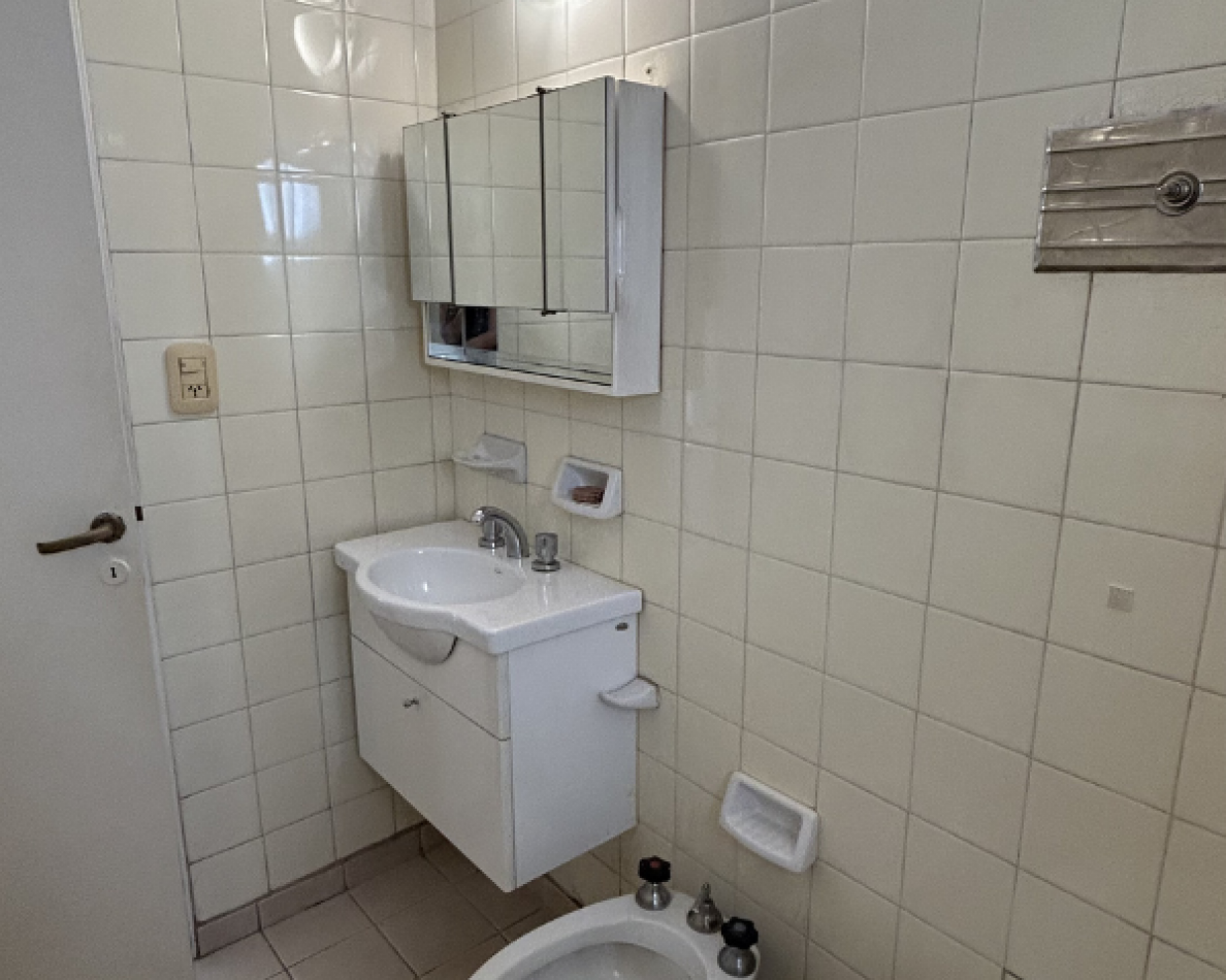 Alquiler 2 Dormitorios Contrafrente S/balcon 02-04 - Cordoba Y Bv. Oroño, Rosario