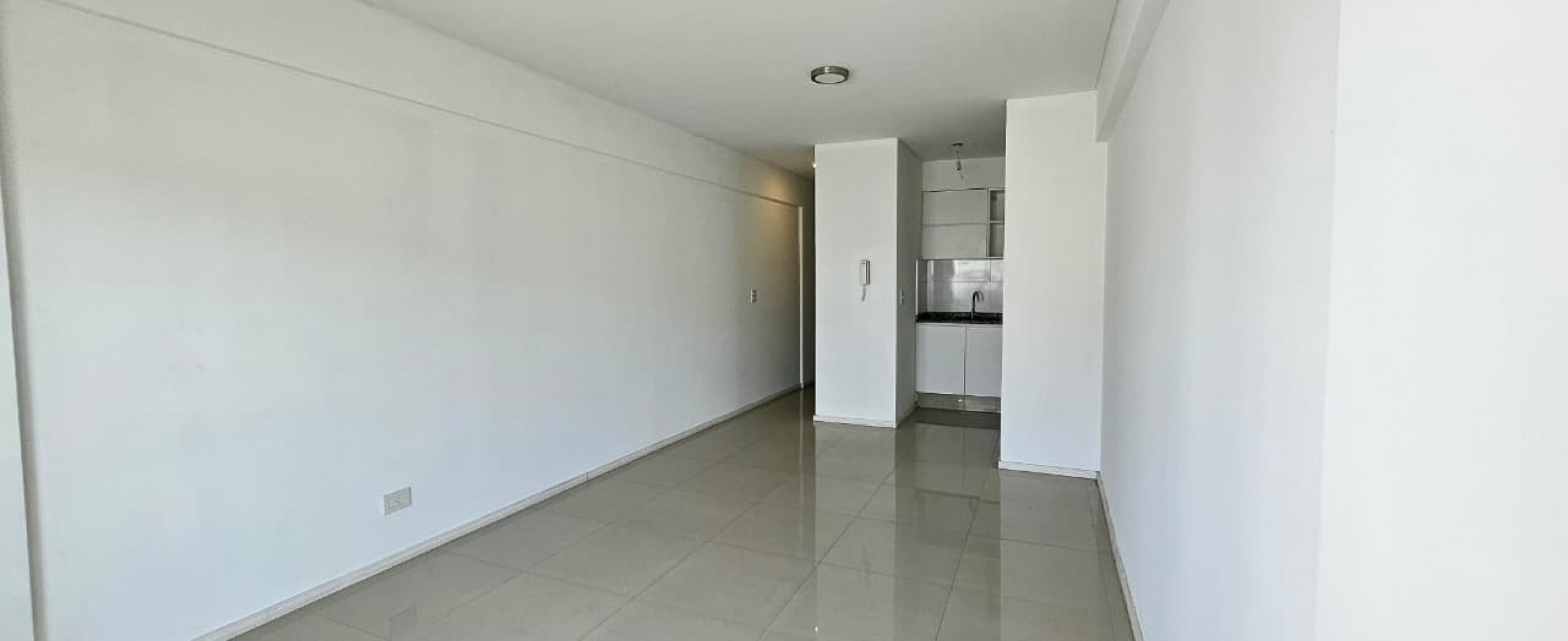 MONOAMBIENTE CON BALCON Y PARRILLERO EXCLUSIVO - SALTA 2400, ROSARIO