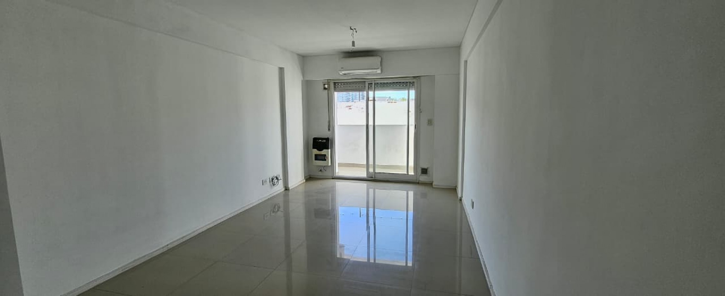 MONOAMBIENTE CON BALCON Y PARRILLERO EXCLUSIVO - SALTA 2400, ROSARIO
