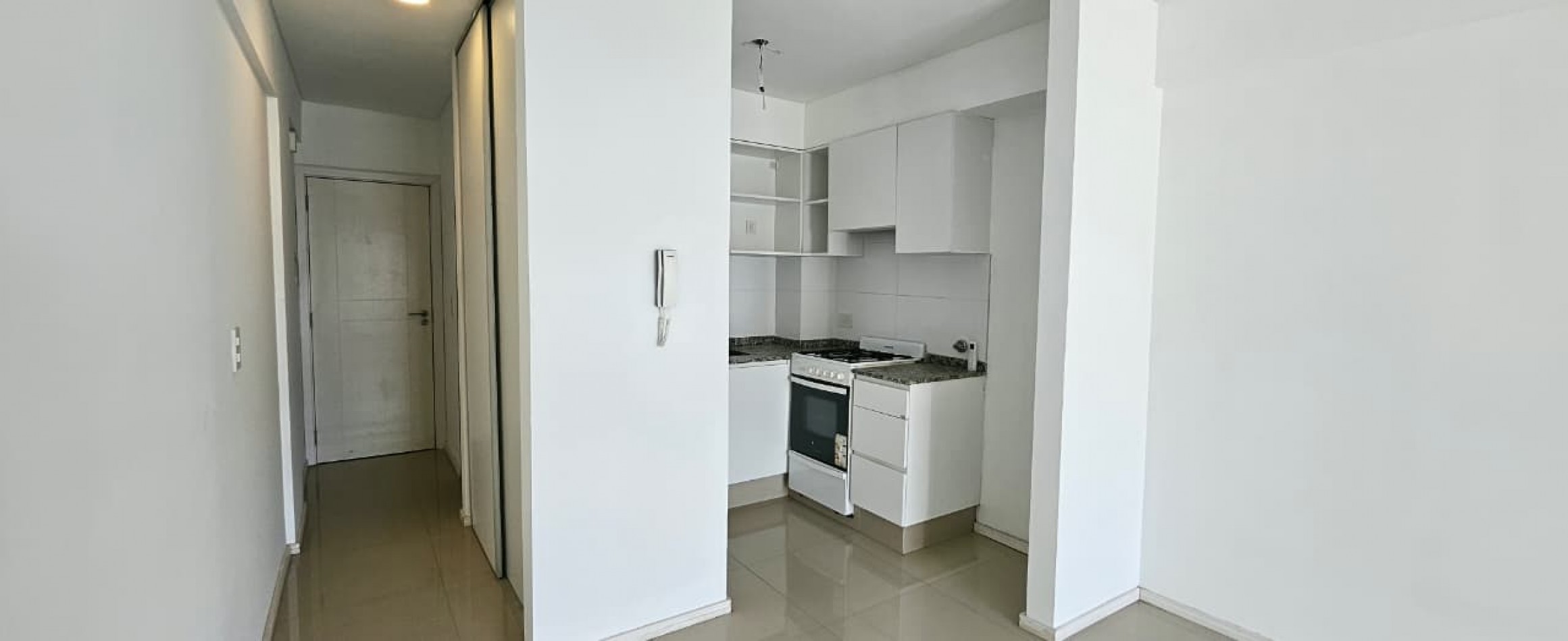 MONOAMBIENTE CON BALCON Y PARRILLERO EXCLUSIVO - SALTA 2400, ROSARIO