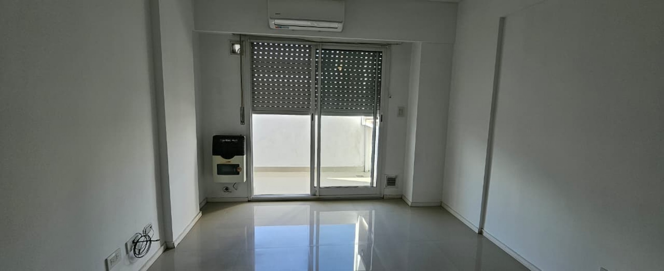 MONOAMBIENTE CON BALCON Y PARRILLERO EXCLUSIVO - SALTA 2400, ROSARIO