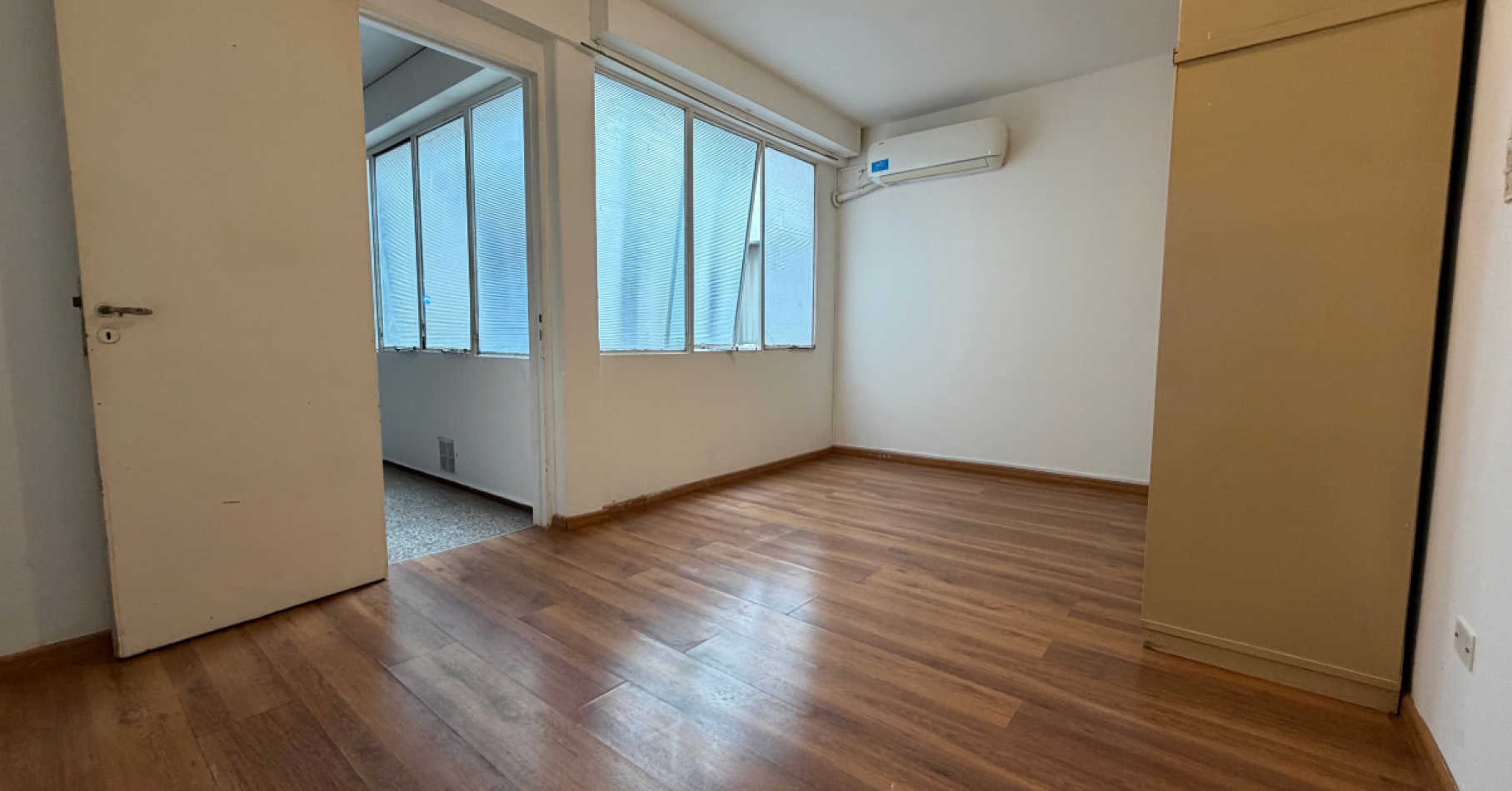Alquiler 1 Dormitorio | Escalera | Sin Balcon - Juan Manuel de Rosas 2200, Rosario