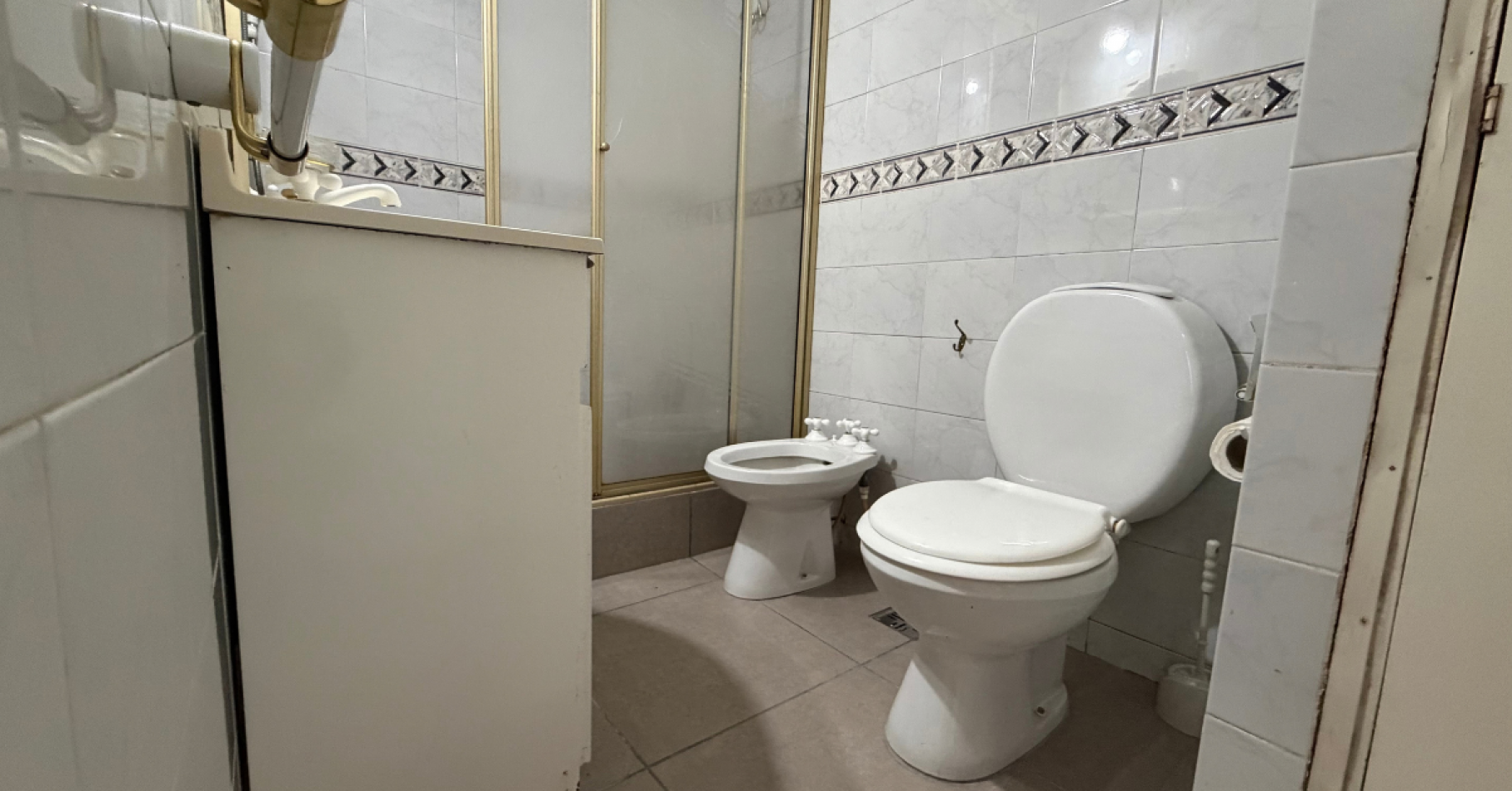 Alquiler 1 Dormitorio | Escalera | Sin Balcon - Juan Manuel de Rosas 2200, Rosario