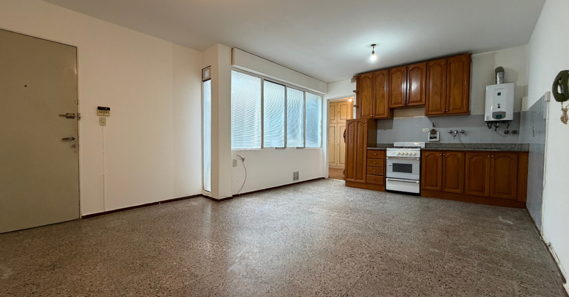 Alquiler 1 Dormitorio | Escalera | Sin Balcon - Juan Manuel de Rosas 2200, Rosario